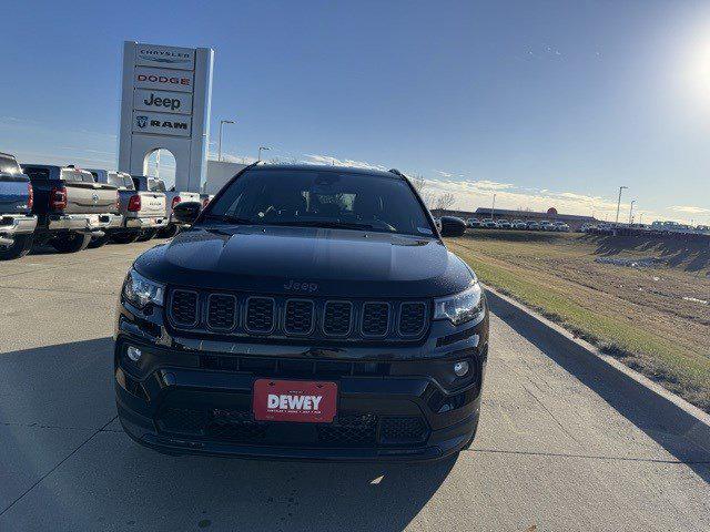 2024 Jeep Compass COMPASS LATITUDE 4X4