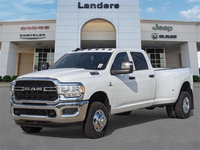 2024 RAM Ram 3500 RAM 3500 TRADESMAN CREW CAB 4X4 8 BOX