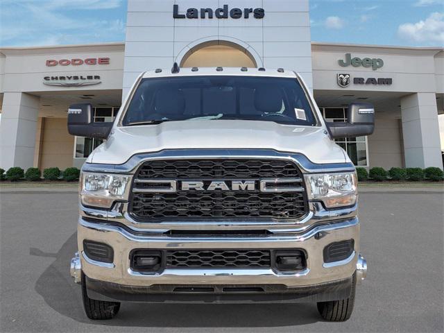 2024 RAM Ram 3500 RAM 3500 TRADESMAN CREW CAB 4X4 8 BOX