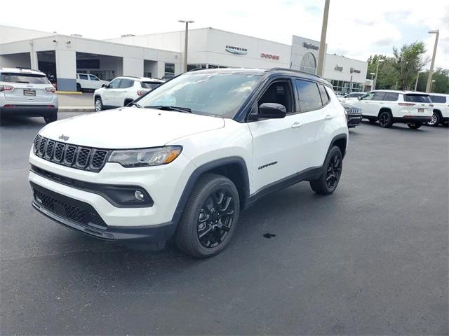 2024 Jeep Compass COMPASS LATITUDE 4X4