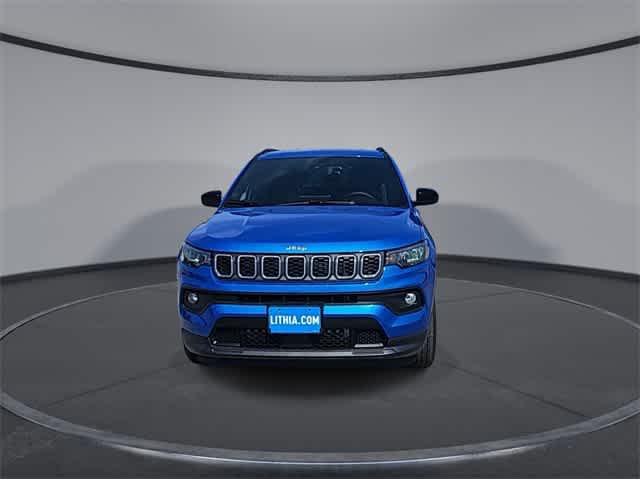 2024 Jeep Compass COMPASS LATITUDE 4X4