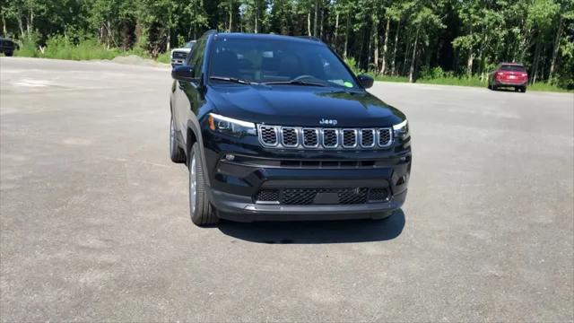 2024 Jeep Compass COMPASS LATITUDE LUX 4X4