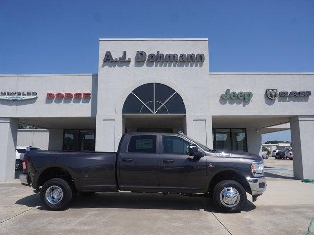 2024 RAM Ram 3500 RAM 3500 TRADESMAN CREW CAB 4X4 8 BOX