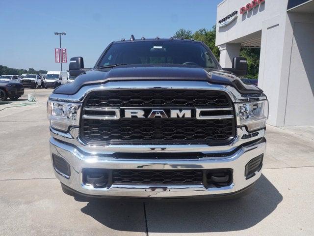 2024 RAM Ram 3500 RAM 3500 TRADESMAN CREW CAB 4X4 8 BOX