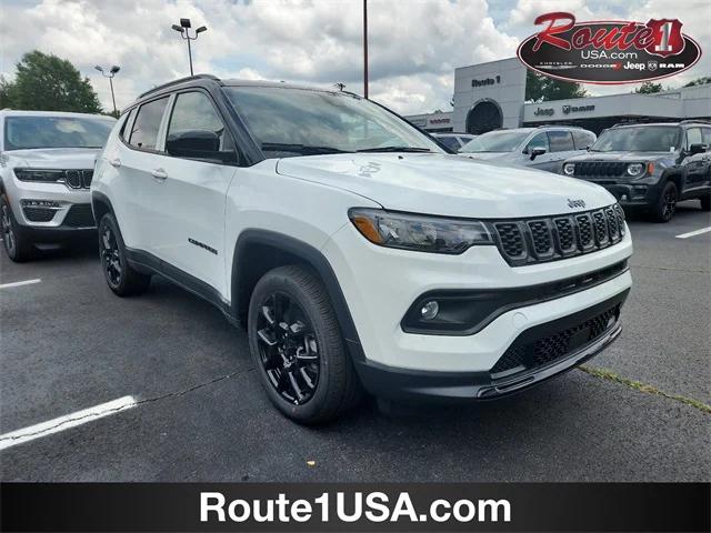 2024 Jeep Compass COMPASS LATITUDE 4X4