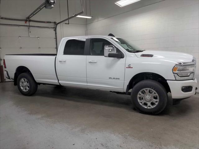 2024 RAM Ram 3500 RAM 3500 LARAMIE CREW CAB 4X4 8 BOX