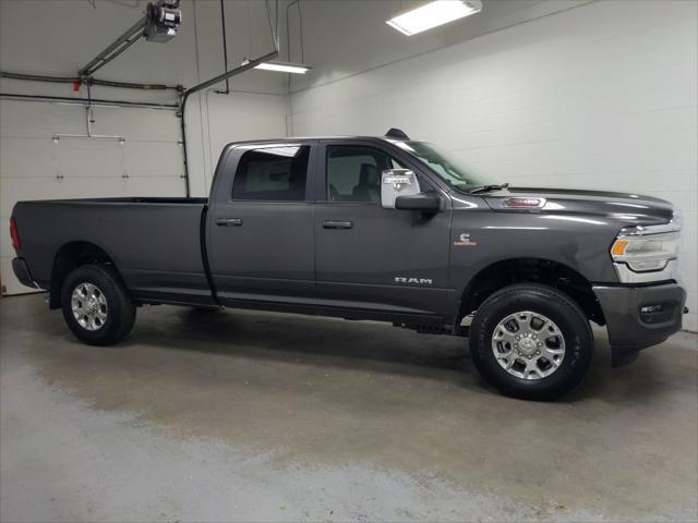 2024 RAM Ram 3500 RAM 3500 LARAMIE CREW CAB 4X4 8 BOX