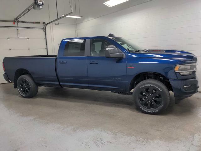 2024 RAM Ram 3500 RAM 3500 LARAMIE CREW CAB 4X4 8 BOX