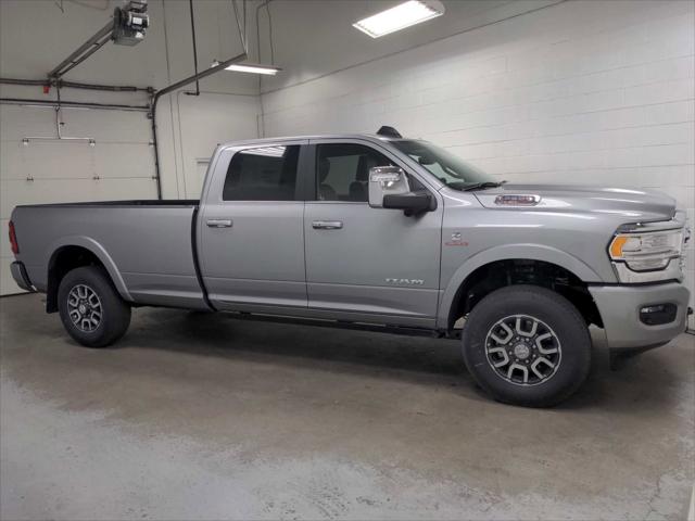 2024 RAM Ram 3500 RAM 3500 LIMITED LONGHORN CREW CAB 4X4 8 BOX