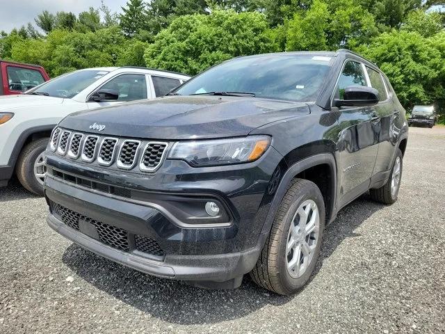 2024 Jeep Compass COMPASS LATITUDE 4X4