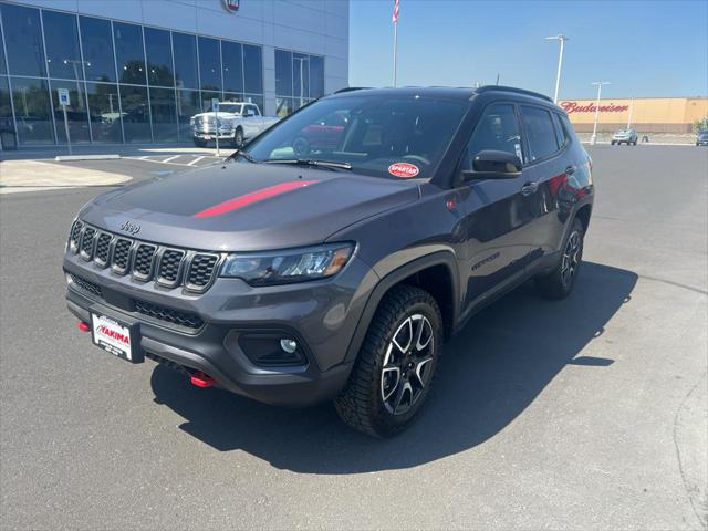 2024 Jeep Compass COMPASS TRAILHAWK 4X4