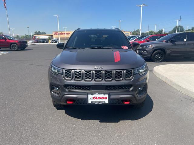 2024 Jeep Compass COMPASS TRAILHAWK 4X4