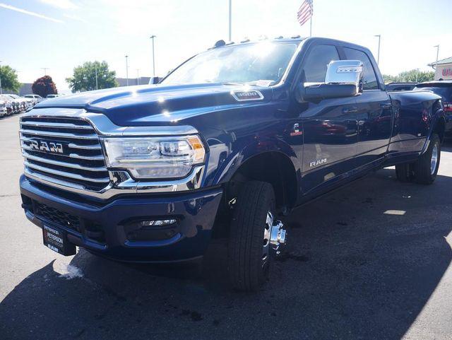 2024 RAM Ram 3500 RAM 3500 LIMITED LONGHORN CREW CAB 4X4 8 BOX