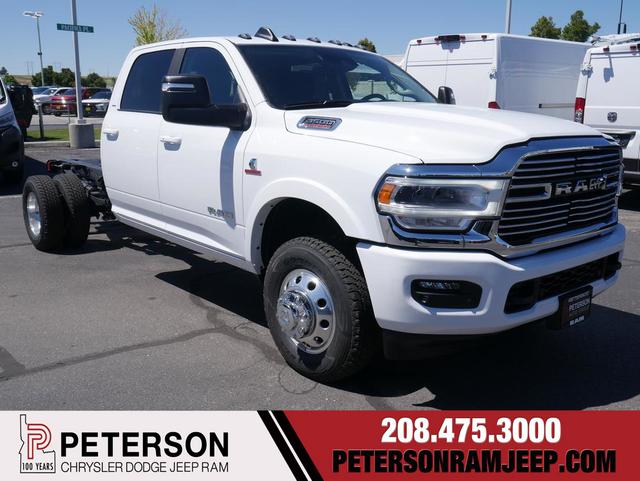 2024 RAM Ram 3500 Chassis Cab RAM 3500 LARAMIE CREW CAB CHASSIS 4X4 60 CA