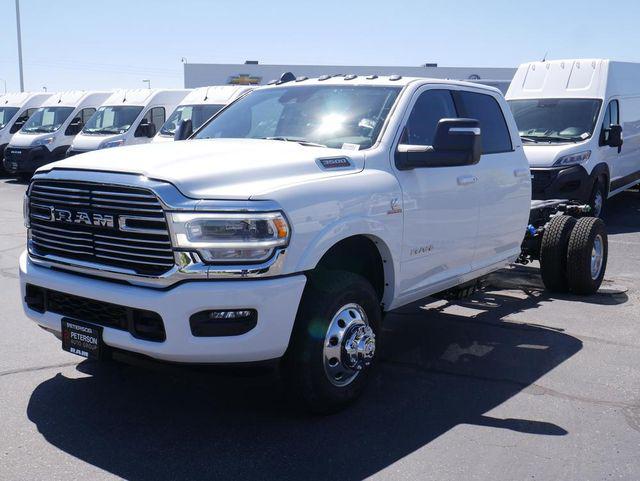 2024 RAM Ram 3500 Chassis Cab RAM 3500 LARAMIE CREW CAB CHASSIS 4X4 60 CA