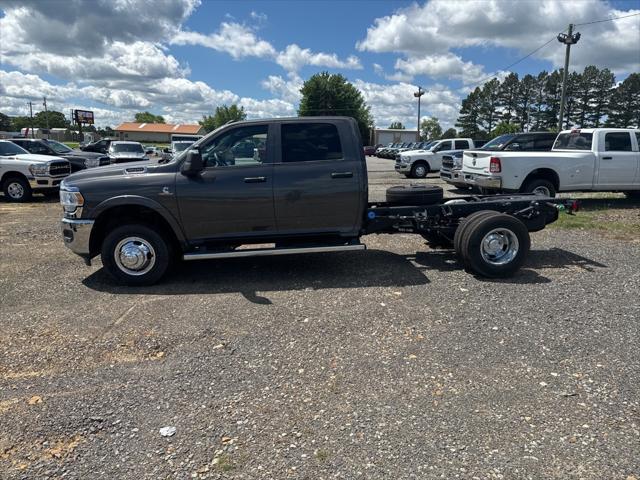 2024 RAM Ram 3500 Chassis Cab RAM 3500 TRADESMAN CREW CAB CHASSIS 4X4 60 CA