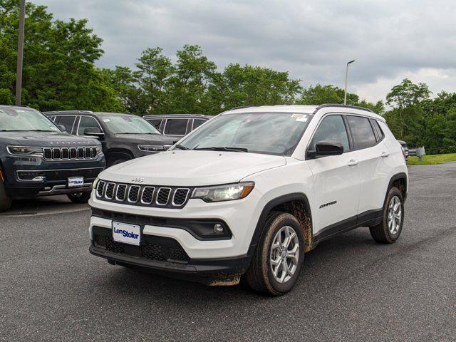 2024 Jeep Compass COMPASS LATITUDE 4X4