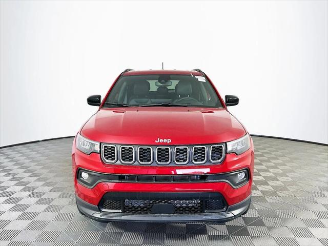 2024 Jeep Compass COMPASS LATITUDE 4X4