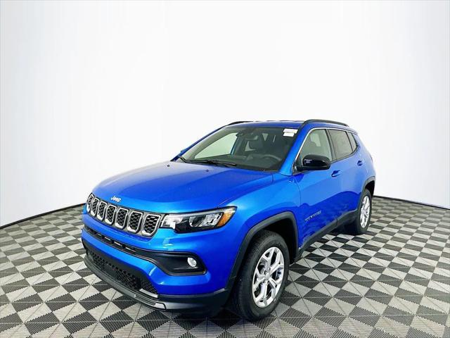 2024 Jeep Compass COMPASS LATITUDE 4X4