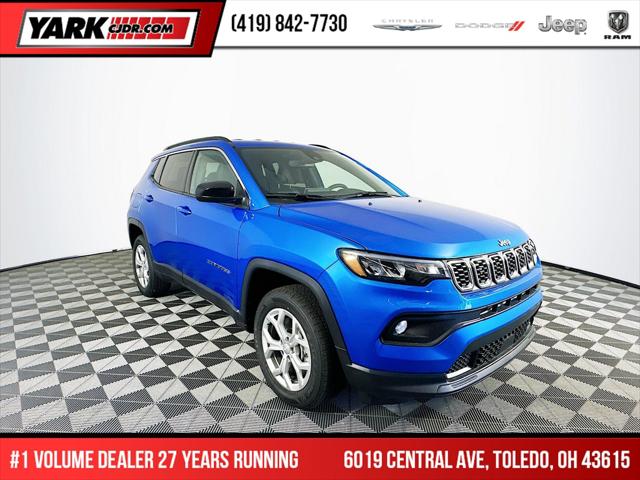 2024 Jeep Compass COMPASS LATITUDE 4X4