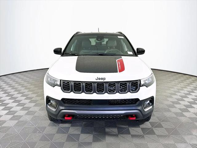 2024 Jeep Compass COMPASS TRAILHAWK 4X4