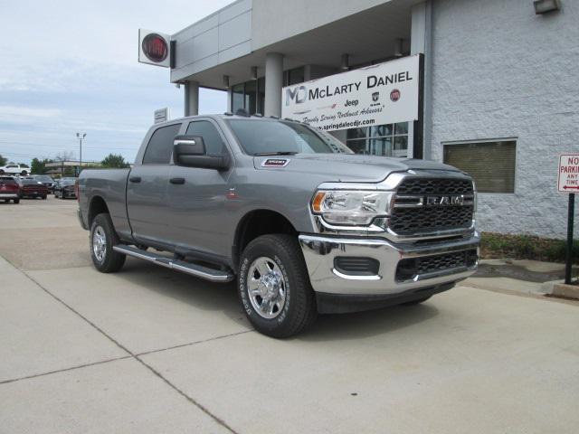 2024 RAM Ram 3500 RAM 3500 TRADESMAN CREW CAB 4X4 64 BOX