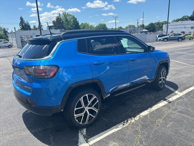 2024 Jeep Compass COMPASS LIMITED 4X4