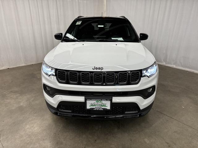 2024 Jeep Compass COMPASS LATITUDE 4X4