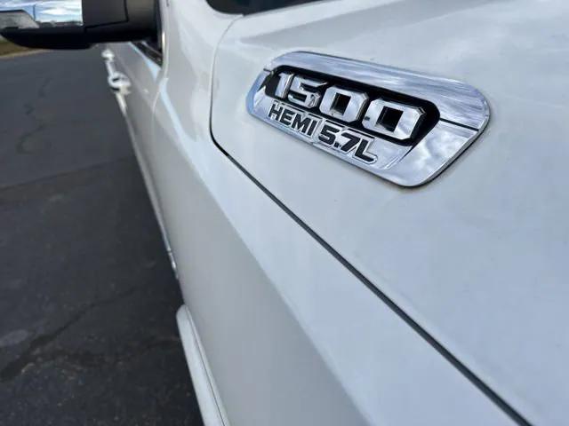 2019 RAM 1500 Limited Crew Cab 4x4 57 Box