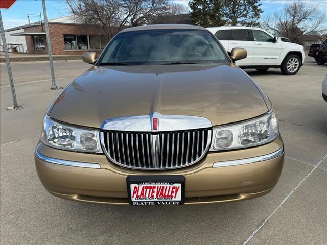 1999 Lincoln Town Car Executive