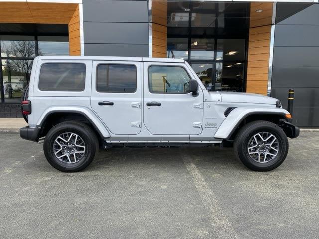 2024 Jeep Wrangler WRANGLER 4-DOOR SAHARA