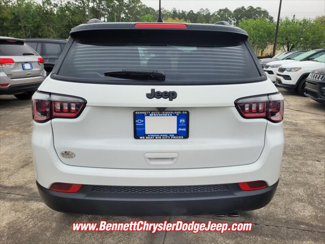 2022 Jeep Compass Altitude FWD