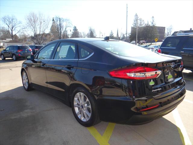 2020 Ford Fusion SE