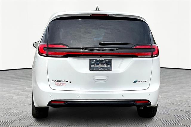New 2024 Chrysler Pacifica Hybrid For Sale in Millington, TN