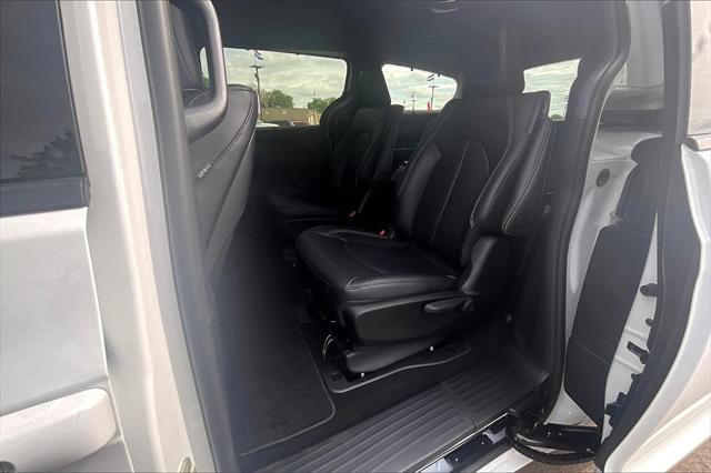 New 2024 Chrysler Pacifica Hybrid For Sale in Millington, TN