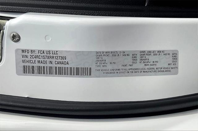 New 2024 Chrysler Pacifica Hybrid For Sale in Millington, TN
