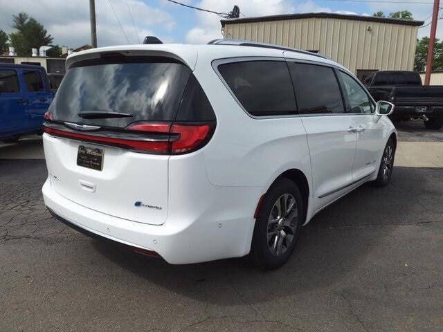 2024 Chrysler Pacifica Hybrid PACIFICA PLUG-IN HYBRID PINNACLE