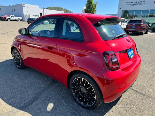 2024 Fiat FIAT 500e 500e INSPI(RED)