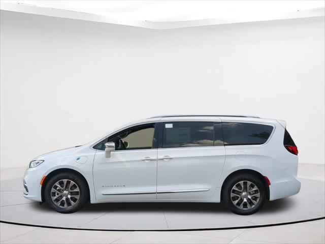 2024 Chrysler Pacifica Hybrid PACIFICA PLUG-IN HYBRID PINNACLE