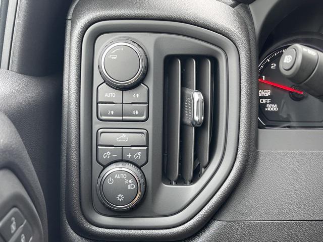 2024 Chevrolet Silverado 1500 4WD Crew Cab Short Bed Custom Trail Boss