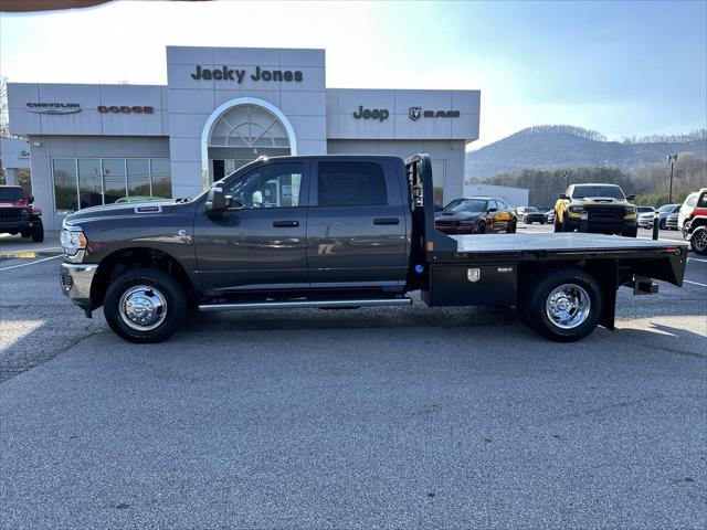 2024 RAM Ram 3500 Chassis Cab RAM 3500 TRADESMAN CREW CAB CHASSIS 4X4 60 CA