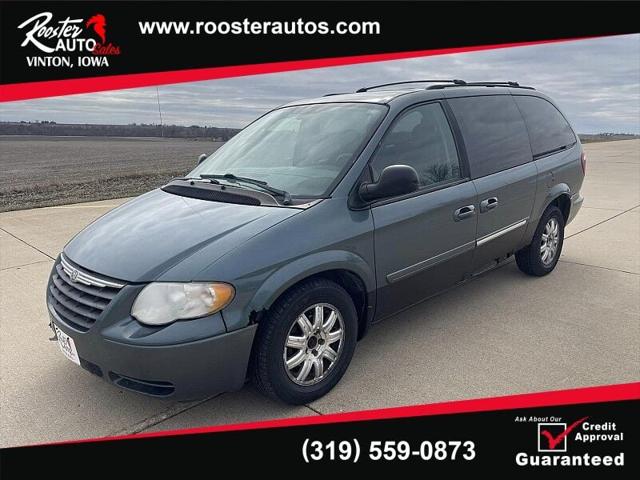 2006 Chrysler Town & Country Touring for sale in Vinton, IA