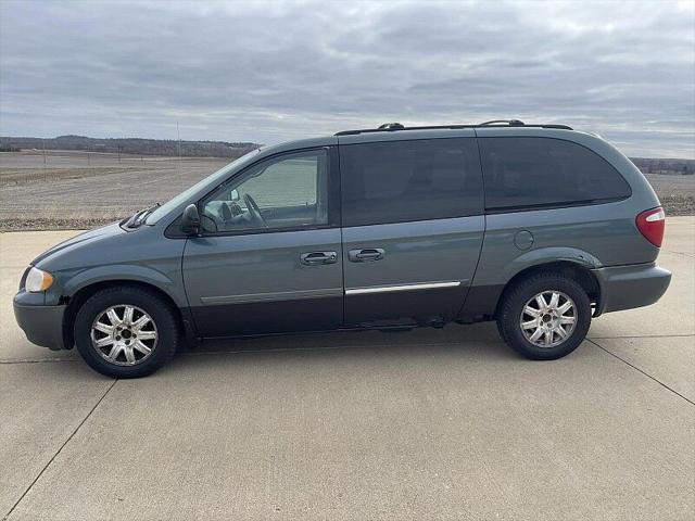 2006 Chrysler Town & Country Touring