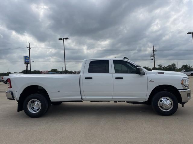 2024 RAM Ram 3500 RAM 3500 TRADESMAN CREW CAB 4X4 8 BOX