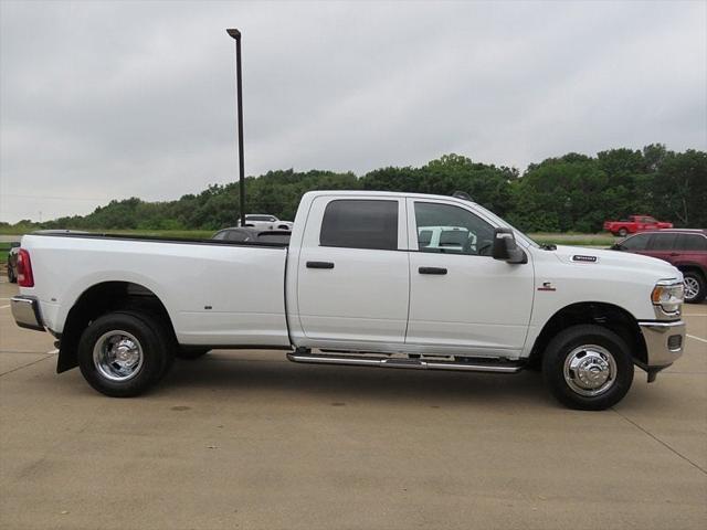 2024 RAM Ram 3500 RAM 3500 TRADESMAN CREW CAB 4X4 8 BOX