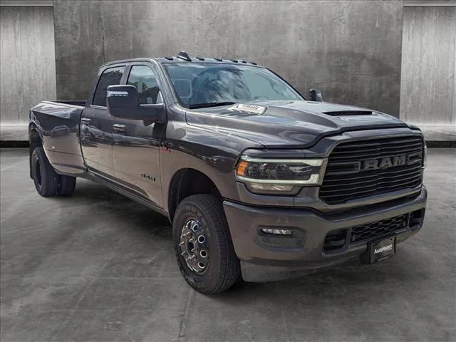 2024 RAM Ram 3500 RAM 3500 LARAMIE CREW CAB 4X4 8 BOX