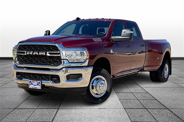 2024 RAM Ram 3500 RAM 3500 TRADESMAN CREW CAB 4X4 8 BOX