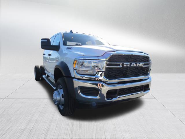 2024 RAM Ram 5500 Chassis Cab RAM 5500 TRADESMAN CHASSIS CREW CAB 4X4 60 CA