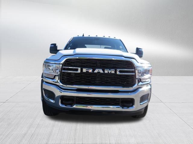 2024 RAM Ram 5500 Chassis Cab RAM 5500 TRADESMAN CHASSIS CREW CAB 4X4 60 CA