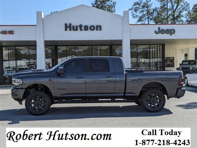 2024 RAM Ram 2500 RAM 2500 LARAMIE MEGA CAB 4X4 64 BOX